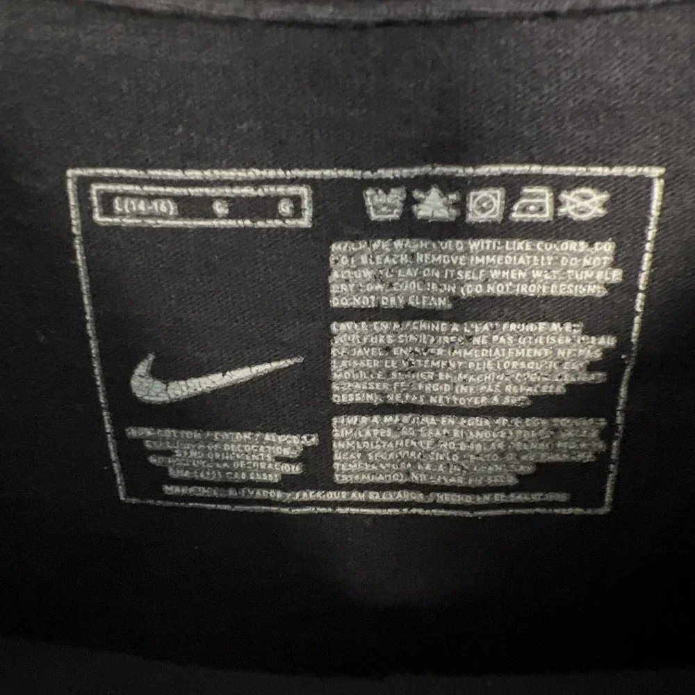 VTG Nike T Shirt Youth Size L Black Center Swoosh World Famous 2-Side Tee *Rare*